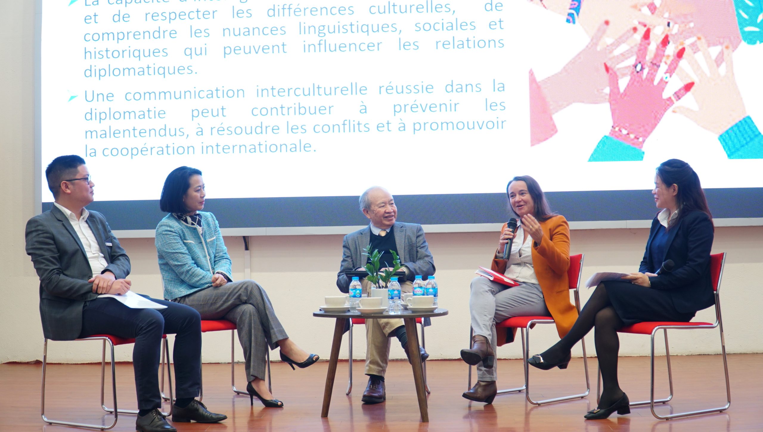 Séminaire international sur l’Interculturalité : Un dialogue franco-vietnamien