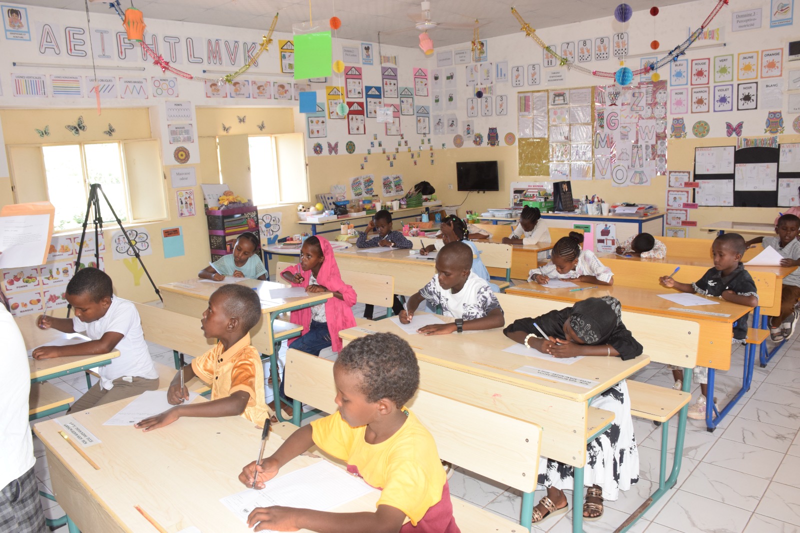 DJIBOUTI : À Tadjourah, la Francophonie célèbre l’excellence en français et soutient les écoles des zones éloignées